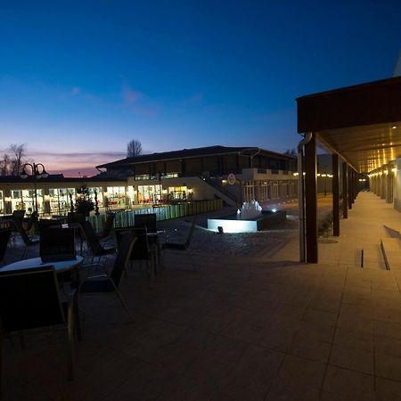 Hotel Village Ochryda Zewnętrze zdjęcie