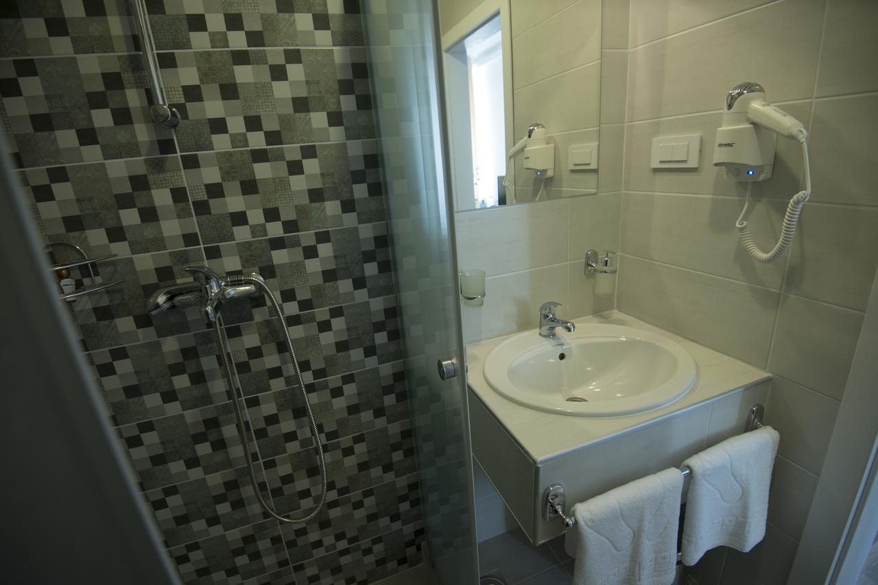 Hotel Village Ochryda Zewnętrze zdjęcie
